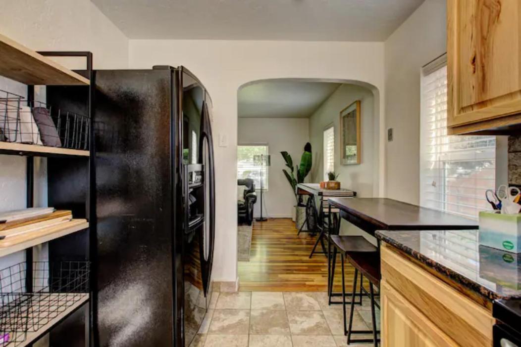 Home Sweet Idahome, Feels Like Home With All The Decor You Wish You Could Afford King Bed In Master, Fully Fenced Dog Friendly Yard, A Few Blocks From Bsu And Downtown Boise, Your Perfect Stay! ภายนอก รูปภาพ