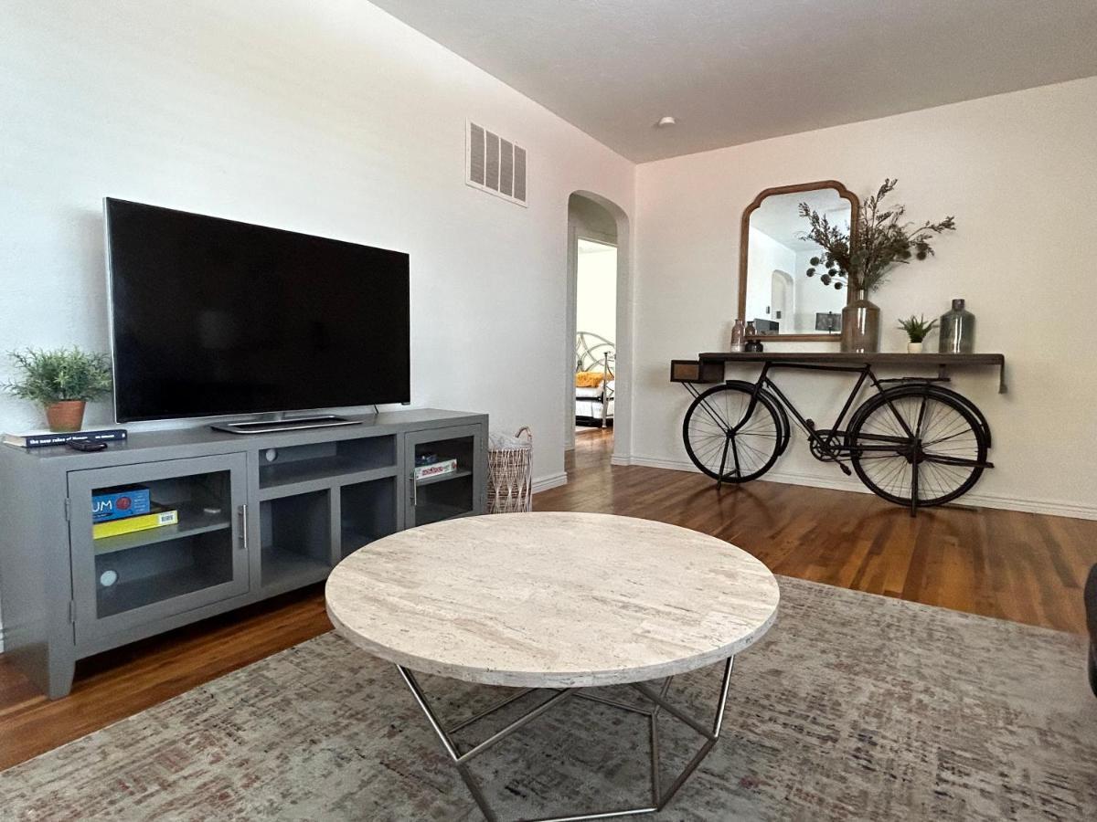 Home Sweet Idahome, Feels Like Home With All The Decor You Wish You Could Afford King Bed In Master, Fully Fenced Dog Friendly Yard, A Few Blocks From Bsu And Downtown Boise, Your Perfect Stay! ภายนอก รูปภาพ
