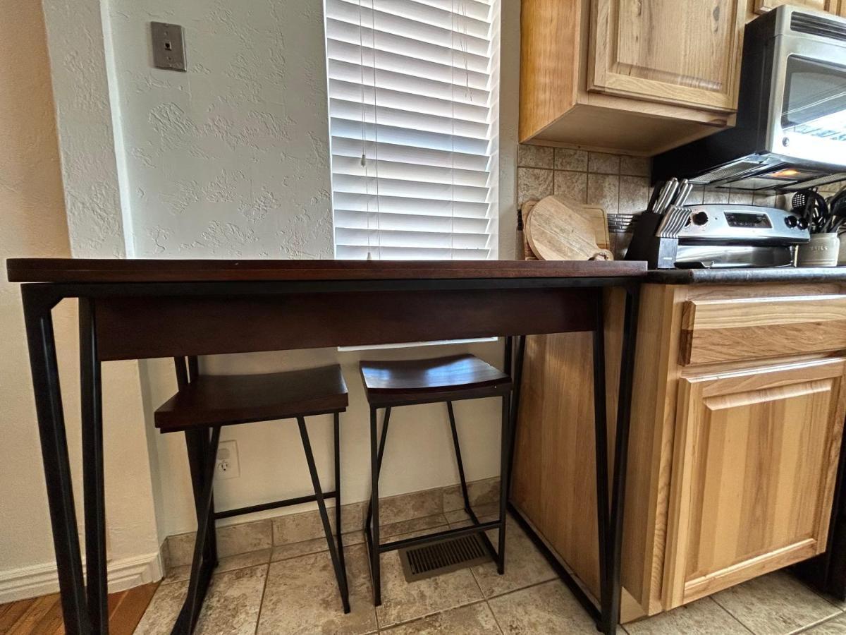 Home Sweet Idahome, Feels Like Home With All The Decor You Wish You Could Afford King Bed In Master, Fully Fenced Dog Friendly Yard, A Few Blocks From Bsu And Downtown Boise, Your Perfect Stay! ภายนอก รูปภาพ