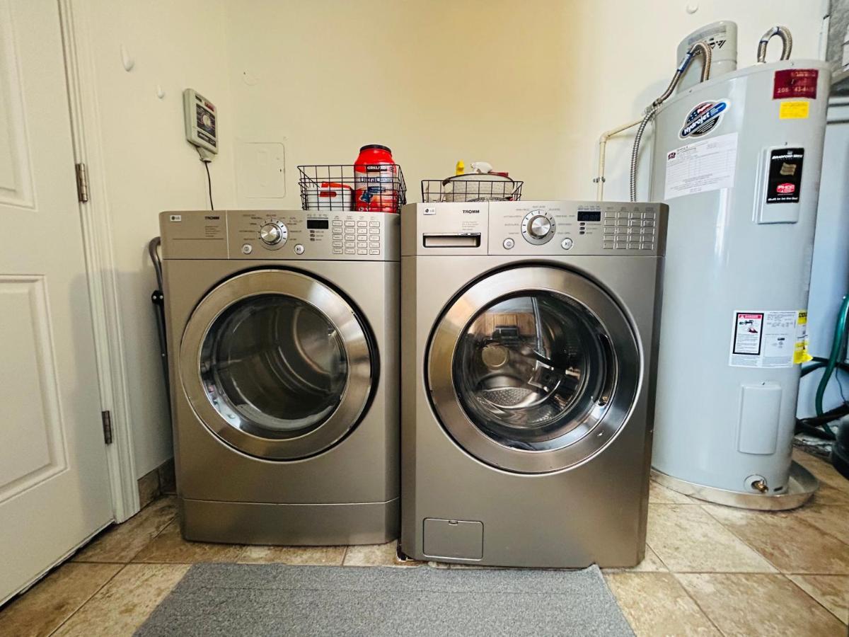 Home Sweet Idahome, Feels Like Home With All The Decor You Wish You Could Afford King Bed In Master, Fully Fenced Dog Friendly Yard, A Few Blocks From Bsu And Downtown Boise, Your Perfect Stay! ภายนอก รูปภาพ